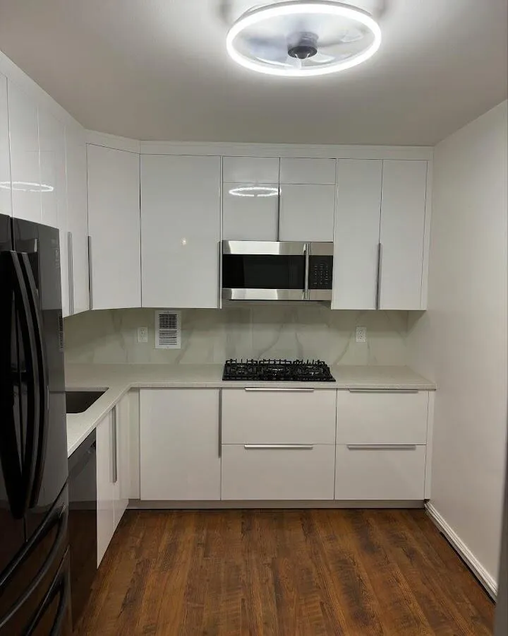 Renovated kitchen with quartz countertops in Springfield
